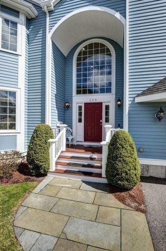 208 Vly Rd, Needham MA 02492-4720 exterior