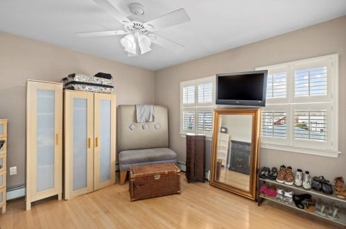 35 Monmouth St, Quincy MA 02171-1067 exterior