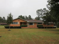 1307 Pierce St, Alma, GA 31510-1613