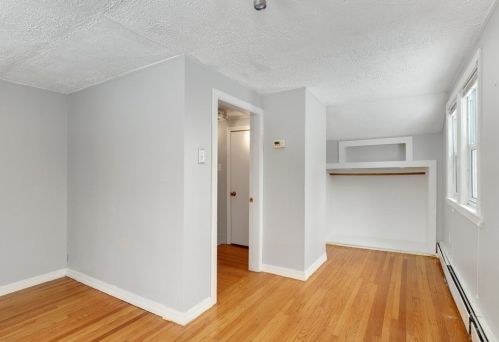 55 Seminole Dr, Worcester MA 01603 exterior