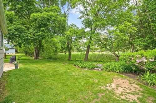 8 Clyde Ter, Arlington MA 02474-1509 exterior