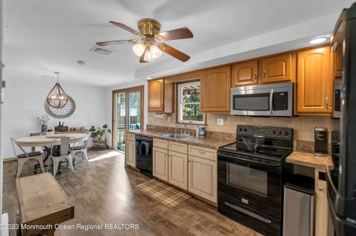 26 Frank Applegate Rd, Jackson Twp NJ 08527-2455 exterior