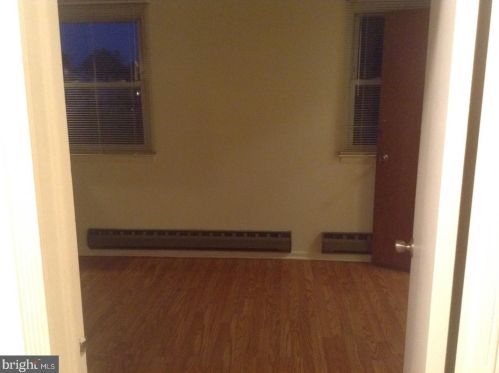 5 Kings Rd, Erial NJ 08081-1323 exterior