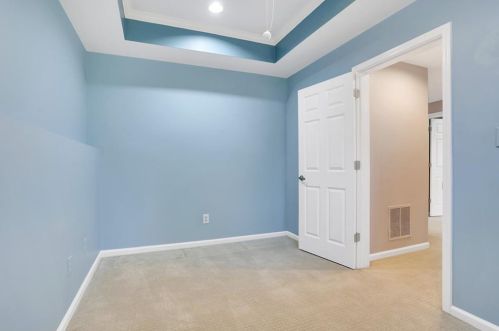 17 Highland Park Ln, Atlanta GA 30306-3447 exterior