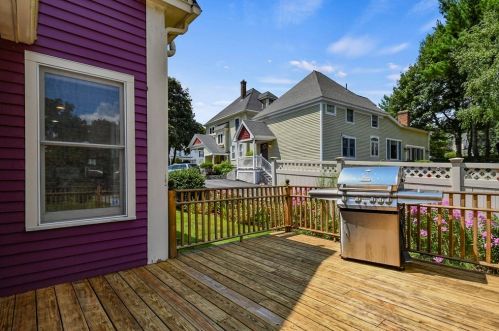 21 Grafton St, Shrewsbury MA  01545-5614 exterior