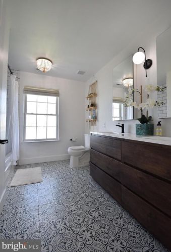 11 Waterview Dr, Erial NJ  08081-1683 exterior