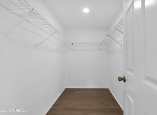 6 Afton Rd, Jackson Twp NJ 08527-3131 exterior