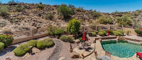 14213 32nd Pl, Phoenix, AZ 85044-8720