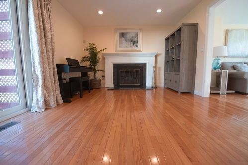 187 Woodland Rd, Southborough MA 01772-2039 exterior