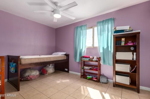 7750 Clarendon Ave, Phoenix AZ 85033-4023 exterior