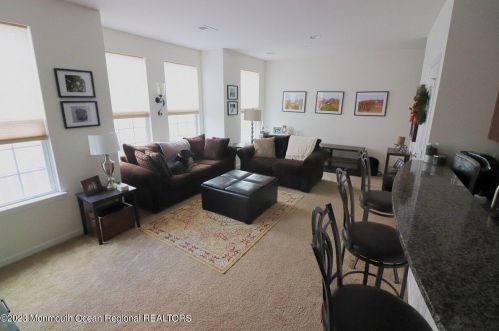 14 Kyle Dr, Tinton Falls, NJ 07712-7536