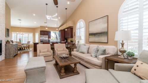 14057 33 St, Phoenix AZ 85032-7201 exterior