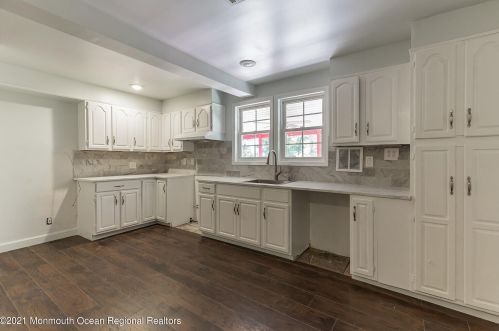 720 Carter Ave, West Deptford NJ  08096-1468 exterior