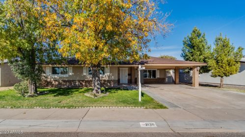 2136 Bethany Home Rd, Phoenix, AZ 85015-1950