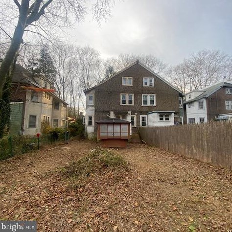 7135 Lincoln Dr, Philadelphia, PA 19119-2435