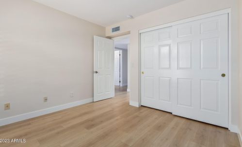 3835 Ahwatukee Dr, Phoenix AZ 85044-2033 exterior