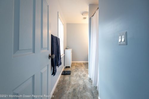 760 Veterans Hwy, Jackson Twp NJ 08527-3335 exterior