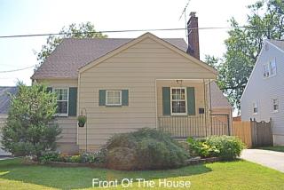 57 Parkside Dr, Belleville NJ  07109-1602 exterior