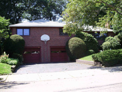 31 Sevland Rd, Newton, MA 02459-2841