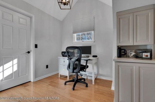 130 Rumson Pl, Little Silver NJ  07739-1044 exterior