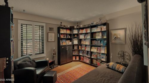 10438 45 Pl, Phoenix AZ 85050-8555 exterior