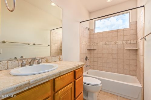 44811 12 St, Phoenix AZ 85086-8480 exterior