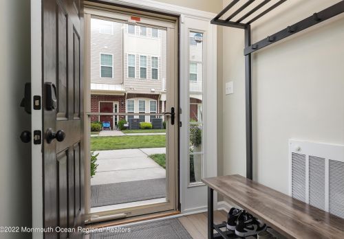 19 Kyle Dr, Tinton Falls NJ  07712-7535 exterior