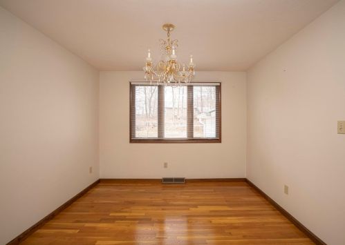 95 Copley Dr, Taunton MA 02780 exterior