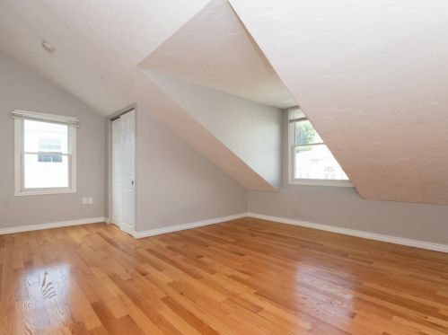 192 Washington Ave, Chelsea MA 02150-3903 exterior