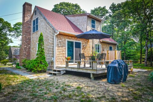 40 Fairview Ave, Eastham MA  02642-2239 exterior