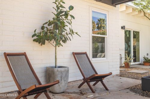 905 Coronado Rd, Phoenix AZ 85008-3931 exterior