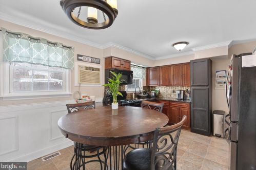 414 Morgan Ave, West Deptford NJ 08096-2818 exterior