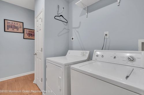 21 Tuscany Dr, Jackson Twp NJ 08527-3168 exterior