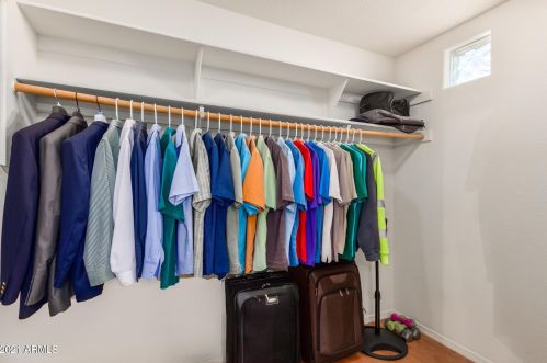 5213 16 Dr, Phoenix AZ 85015-1424 exterior