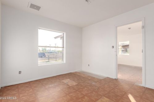 1206 Adams, Phoenix AZ 85034-1120 exterior