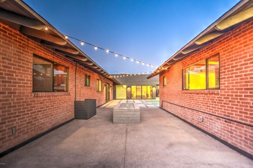 1201 Edgemont Ave, Phoenix AZ 85035-1809 exterior