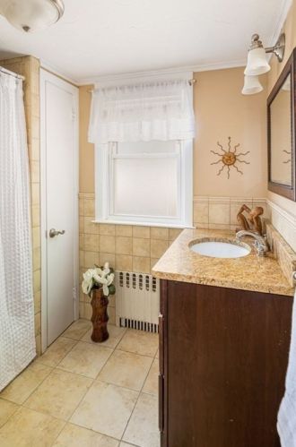 75 Cherry St, Plymouth MA 02360-4467 exterior