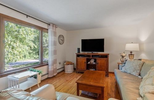 147 Craigin St, Royalston MA  01331-3203 exterior