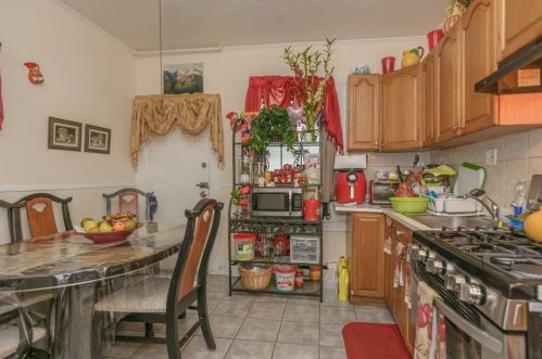 69 Fern St, Lawrence MA 01841-1160 exterior