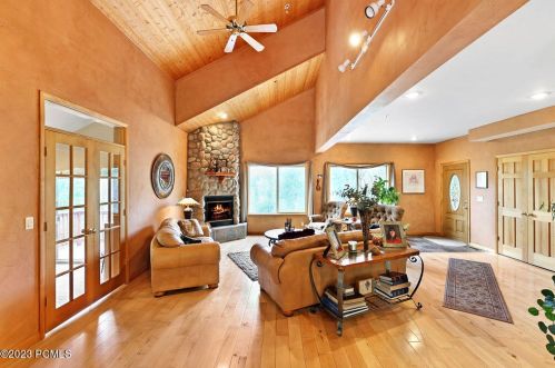 3600 Wagon Wheel Way, Park City UT 84098-5340 exterior