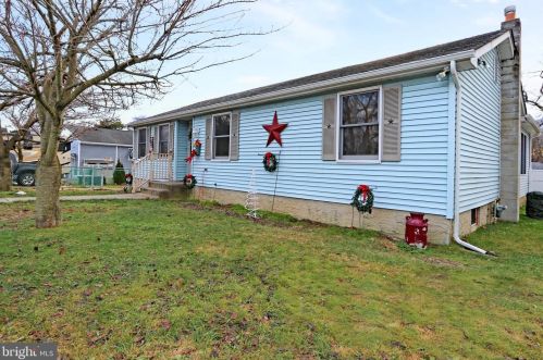 420 Pennsylvania Ave, West Deptford NJ 08063-1223 exterior