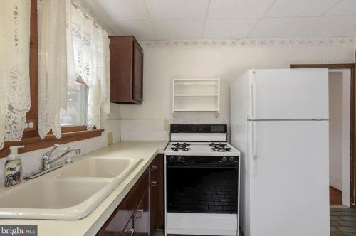 519 Columbia Blvd, West Deptford NJ 08063-1231 exterior