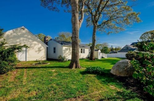 23 Gardonia St, Wareham MA  02571-2396 exterior