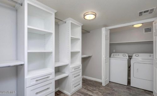 4020 34th St, Phoenix AZ  85018-5010 exterior