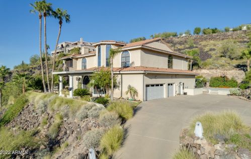 14461 15th Ave, Phoenix AZ  85023-5176 exterior