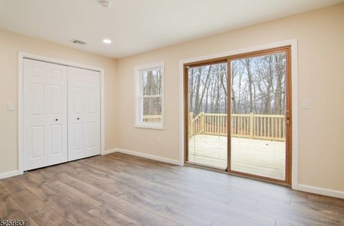 42 Smt Dr, Wantage NJ 07461-1239 exterior