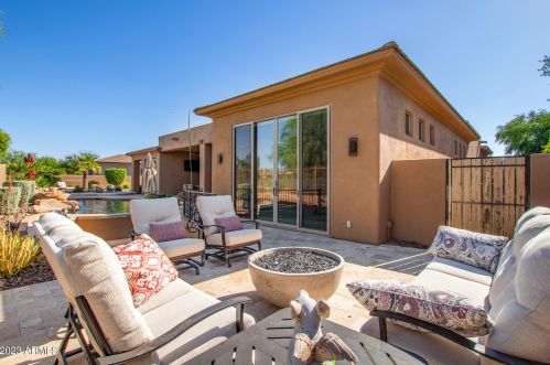 22843 54th St, Phoenix AZ  85054-7199 exterior