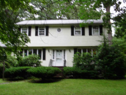 48 Concord St, Newton, MA 02462-1004