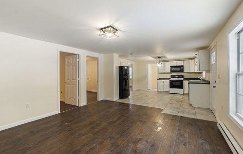 319 Ash St, Winchendon MA 01475-1705 exterior