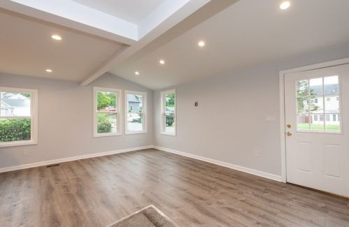 27 Canobieola Rd, Methuen MA  01844-1606 exterior